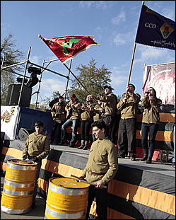 9 мая 2011 г., Барнаул   9 мая 2011. Площадка мировые ребята