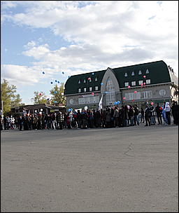 9 мая 2011 г., Барнаул   9 мая 2011. Площадка мировые ребята