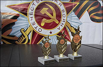 9 мая 2011 г., Барнаул   9 мая 2011. Площадка мировые ребята