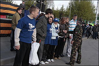 9 мая 2011 г., Барнаул   9 мая 2011. Площадка мировые ребята