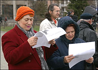18 апреля 2007 г., Барнаул   В Барнауле состоялся очередной митинг протеста