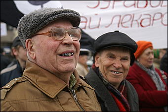 18 апреля 2007 г., Барнаул   В Барнауле состоялся очередной митинг протеста