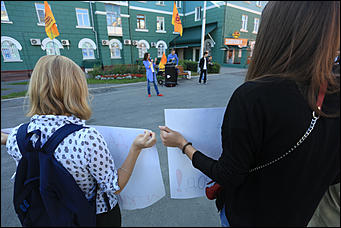 28 августа 2017 г., Барнаул. Екатерина Смолихина   Сохраним "легкие" города: митинг против вырубки деревьев прошел в Барнауле