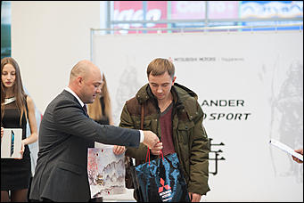    Автоцентр АНТ разыграл iPad среди поклонников марки Mitsubishi