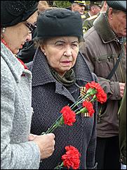 9 мая 2011 г., Барнаул   Возложение цветов к Мемориалу Славы     
