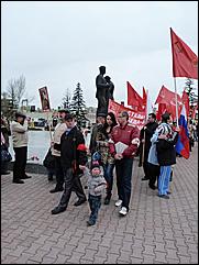 9 мая 2011 г., Барнаул   Возложение цветов к Мемориалу Славы     
