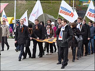 9 мая 2011 г., Барнаул   Возложение цветов к Мемориалу Славы     
