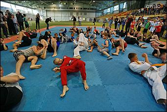 6 июля 2018 г., Барнаул. Екатерина Смолихина   Джефф Монсон рассказал и показал барнаульцам секреты ведения боя