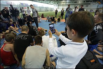 6 июля 2018 г., Барнаул. Екатерина Смолихина   Джефф Монсон рассказал и показал барнаульцам секреты ведения боя