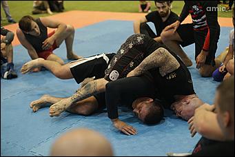 6 июля 2018 г., Барнаул. Екатерина Смолихина   Джефф Монсон рассказал и показал барнаульцам секреты ведения боя