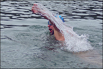 12 февраля 2016 г., Барнаул © фото Николай Батырев   Не робкого десятка. Как проводят выходные барнаульские "моржи"?