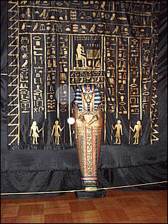 30 сентября 2009 г., Барнаул   Египетские мумии в Барнауле