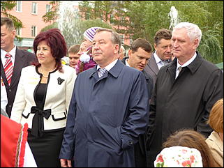 15 сентябрь 2012 г., Барнаул   Фестиваль национальных культур "Единой семьей на Алтае живем"