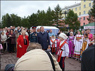 15 сентябрь 2012 г., Барнаул   Фестиваль национальных культур "Единой семьей на Алтае живем"