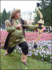 15 сентябрь 2012 г., Барнаул   Фестиваль национальных культур "Единой семьей на Алтае живем"