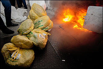 14 октябрь 2016 г., Барнаул  © Амител Вячеслав Мельников   Вместо яблок – героин: как в Барнауле сожгли рекордную партию наркотиков