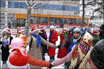 25 декабря 2005 г., Барнаул   Праздничное шествие "Новогодний восторг" 