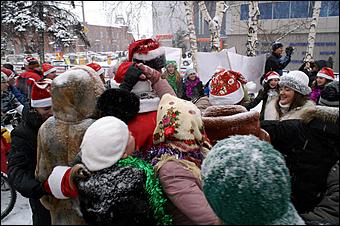25 декабря 2005 г., Барнаул   Праздничное шествие "Новогодний восторг" 