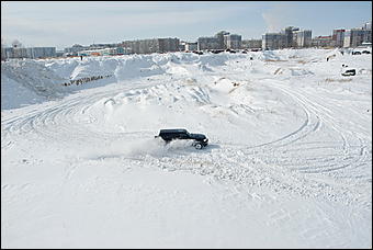 13 марта 2010 г, Барнаул   "Весенний фестиваль Nissan" от официального дилера Nissan в Алтайском крае Автоцентра АНТ