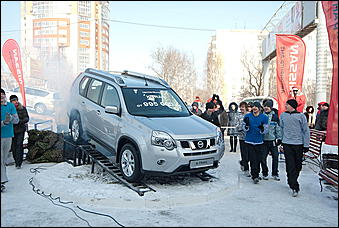 23 февраля 2011 г., Барнаул   Презентация обновленного NISSAN X-trail от официального дилера Nissan в Алтайском крае Автоцентра АНТ.