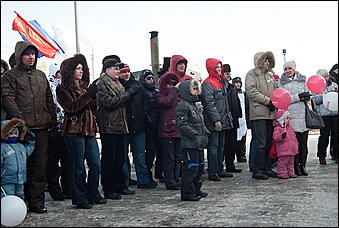 23 февраля 2011 г., Барнаул   Презентация обновленного NISSAN X-trail от официального дилера Nissan в Алтайском крае Автоцентра АНТ.