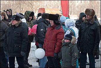 23 февраля 2011 г., Барнаул   Презентация обновленного NISSAN X-trail от официального дилера Nissan в Алтайском крае Автоцентра АНТ.