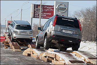 23 февраля 2011 г., Барнаул   Презентация обновленного NISSAN X-trail от официального дилера Nissan в Алтайском крае Автоцентра АНТ.