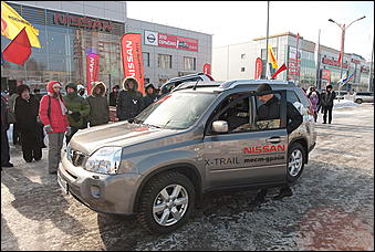 23 февраля 2011 г., Барнаул   Презентация обновленного NISSAN X-trail от официального дилера Nissan в Алтайском крае Автоцентра АНТ.