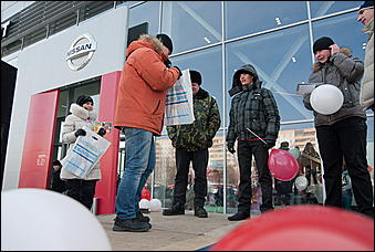 23 февраля 2011 г., Барнаул   Презентация обновленного NISSAN X-trail от официального дилера Nissan в Алтайском крае Автоцентра АНТ.