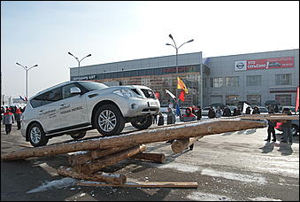 23 февраля 2011 г., Барнаул   Презентация обновленного NISSAN X-trail от официального дилера Nissan в Алтайском крае Автоцентра АНТ.