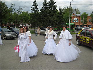 25 май 2013 г., Барнаул   "Сбежавшие невесты" Барнаула