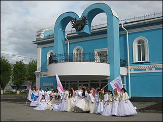 25 май 2013 г., Барнаул   "Сбежавшие невесты" Барнаула