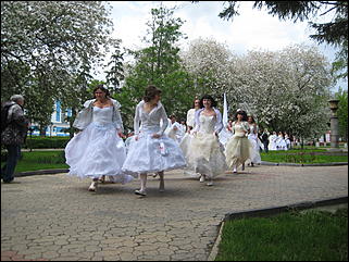 25 май 2013 г., Барнаул   "Сбежавшие невесты" Барнаула