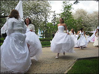 25 май 2013 г., Барнаул   "Сбежавшие невесты" Барнаула