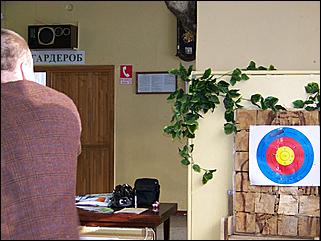 29 ноября 2008 г., Барнаул   Соревнования по метанию ножей: турнир для СМИ