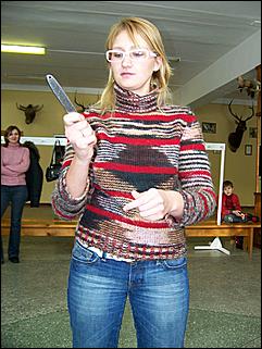 29 ноября 2008 г., Барнаул   Соревнования по метанию ножей: турнир для СМИ