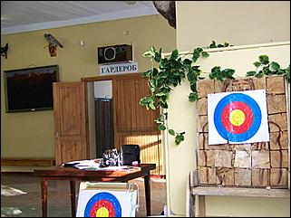 29 ноября 2008 г., Барнаул   Соревнования по метанию ножей: турнир для СМИ