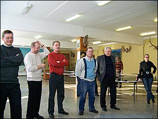 29 ноября 2008 г., Барнаул   Соревнования по метанию ножей: турнир для СМИ