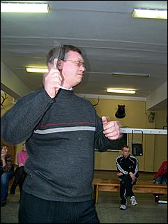 29 ноября 2008 г., Барнаул   Соревнования по метанию ножей: турнир для СМИ