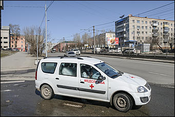 9 апрель 2020 г., Барнаул; Вячеслав Мельников   Весна и маски. Фоторепортаж с улиц Барнаула, который стал похож на игру S.T.A.L.K.E.R