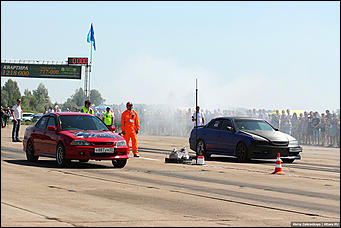 11.06.2016   Рев моторов и адреналин: как гонщики Сибри соревновались на скорость в Алтайском крае
