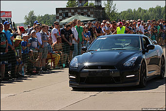 11.06.2016   Рев моторов и адреналин: как гонщики Сибри соревновались на скорость в Алтайском крае