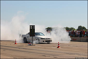 11.06.2016   Рев моторов и адреналин: как гонщики Сибри соревновались на скорость в Алтайском крае