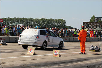 11.06.2016   Рев моторов и адреналин: как гонщики Сибри соревновались на скорость в Алтайском крае