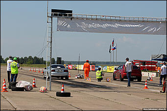 11.06.2016   Рев моторов и адреналин: как гонщики Сибри соревновались на скорость в Алтайском крае