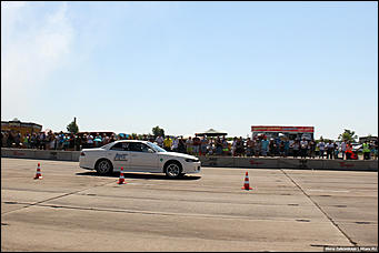 11.06.2016   Рев моторов и адреналин: как гонщики Сибри соревновались на скорость в Алтайском крае