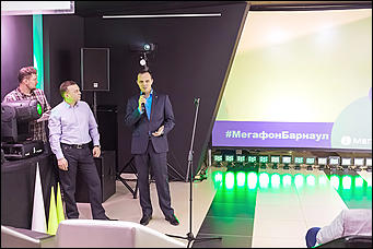    Подарок барнаульцам от МегаФона к Новому году 2015