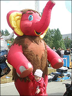 4 сентября 2010г., Барнаул   Открытие Дня города на пл.Сахарова