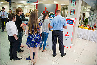 11 сентябрь 2015 г., Барнаул   Автоцентр АНТ провел презентацию нового поколения Mitsubishi L200