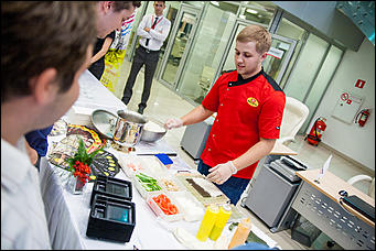 11 сентябрь 2015 г., Барнаул   Автоцентр АНТ провел презентацию нового поколения Mitsubishi L200